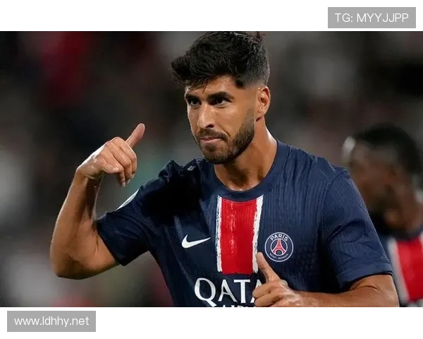 阿森西奥在巴黎圣日耳曼的边缘化角色与状态分析