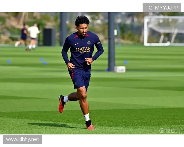 马尔基尼奥斯vs阿劳霍：经验与身体对抗路径差异解析